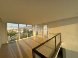 Girne Doğanköyde Havuzlu Site İçerisinde Deniz Manzaralı Satılık 3+1 Penthouse