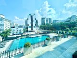 Girne Merkezde Havuzlu Site İçerisinde Full Eşyalı Satılık Daire