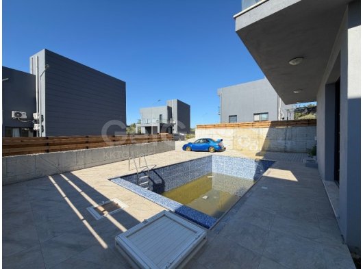 BELLAPAİS’DE TÜRK KOÇANLI SATILIK ÖZEL HAVUZLU LÜKS 4+1 VİLLA