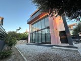 Girne Ozanköy'de Çatalköy Oteller Bölgesine Yakın Kiralık Eşyalı 4+1 Villa