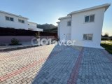 Girne Çatalköy'de Deniz Manzaralı Özel Havuzlu Bahçeli Kiralık 3+1 Villa