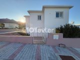 Girne Çatalköy'de Deniz Manzaralı Özel Havuzlu Bahçeli Kiralık 3+1 Villa