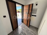 Girne Çatalköy'de Özel Havuzlu Deniz Tarafı Kiralık Eşyalı Muhteşem 4+1 Villa