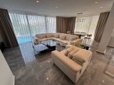 Girne Çatalköy'de Özel Havuzlu Deniz Tarafı Kiralık Eşyalı Muhteşem 4+1 Villa
