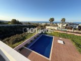 Girne Çatalköy'de Deniz Manzaralı Özel Havuzlu Bahçeli Kiralık 3+1 Villa