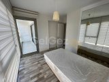 Girne Merkez'de Otoparklı Asansörlü Bina'da Eşyalı Kiralık 2+1 Daire