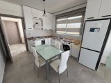 Girne Lapta'da Deniz Manzaralı Sıfır Eşyalı Oteller Bölgesine Yakın Kiralık 2+1 Penthouse