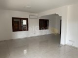 Girne Karaoğlanoğlu’nda 4+1 Kiralık Villa!