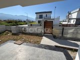Girne Alsancak'ta Deniz Tarafı Merit Otellerine Yakın Satılık 3+1 Villa