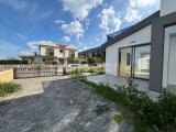 Girne Lapta'da Daire Fiyatına Deniz ve Dağ Manzaralı Satılık 3+1 Son İki Villa