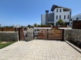 Girne Çatalköy'de Nadir Güzellikte Bulunacak Özel Havuzlu Satılık Son Kalan 3+1 Villa