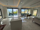 Girne Çatalköy'de Deniz Manzaralı Özel Havuzlu Geniş Bahçe Alanlı Satılık 4+1 Villa