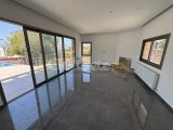 Girne Çatalköy'de Nadir Güzellikte Bulunacak Özel Havuzlu Satılık Son Kalan 3+1 Villa