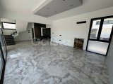 Girne Karşıyaka'da Deniz Manzaralı Özel Havuzlu Satılık 3+1 Villalar