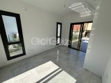 Girne Karşıyaka'da Deniz Tarafı Kalan Son Özel Havuzlu Satılık 3+1 Villa