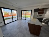 Girne Alsancak'ta Sıfır Son Kalan Satılık 3+1 Villa Alıcısını Bekliyor