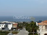 Girne Çatalköy'de İnanılmaz Deniz Manzaralı Kapalı Otoparklı Satılık 3+1 Villa