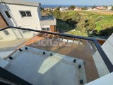 Girne Alsancak'ta Panoramik Deniz Manzaralı Kalan Son 3+1 Villa