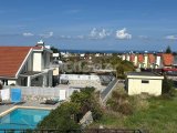 Girne Karşıyaka'da Deniz Tarafı Kalan Son Özel Havuzlu Satılık 3+1 Villa