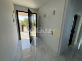 Girne Lapta'da Göz Kamaştırıcı Büyüklükte Satılık 4+1 Villa