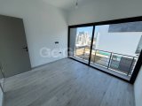Girne Karşıyaka'da Deniz Manzaralı Özel Havuzlu Satılık 3+1 Villalar