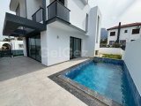 Girne Çatalköy'de İnanılmaz Deniz Manzaralı Kapalı Otoparklı Satılık 3+1 Villa