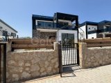 Çatalköy'de Muhteşem Konumda Deniz Tarafı Satılık Özel Havuzlu 4+1 Villa