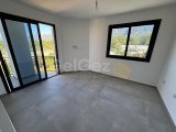 Girne Merkez'de 1+1 Fiyatına Satılık Güzel Konum'da Sıfır 2+1 Daire