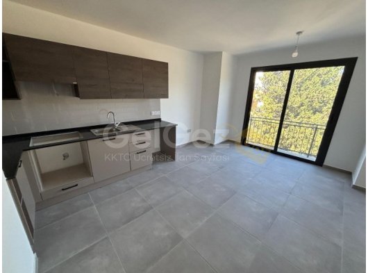 Girne Merkez'de 1+1 Fiyatına Satılık Güzel Konum'da Sıfır 2+1 Daire