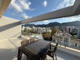 GİRNE MERKEZDE DAĞ VE DENİZ MANZARALI GENİŞ TERASLI SIFIR PENTHOUSE