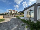 Girne Lapta'da Daire Fiyatına Deniz ve Dağ Manzaralı Satılık 3+1 Son İki Villa