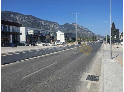 İŞ MERKEZİNDE SIFIR 2+1 OFİS TİCARİ İZİNLERİ VAR