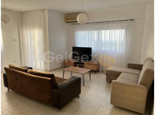 Girne Alsancak'ta Deniz Manzaralı Eşyalı Geniş Kiralık 3+1