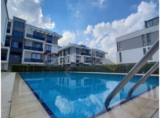 Girne Lapta Karakolu'na Yakın Eşyalı Manzaralı Teraslı Kiralık 2+1 Penthouse