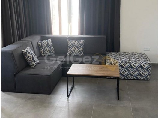 GİRNE MERKEZ MUHTEŞEM KONUMDA YENİ EŞYALI 2+1 KİRALIK DAİRE