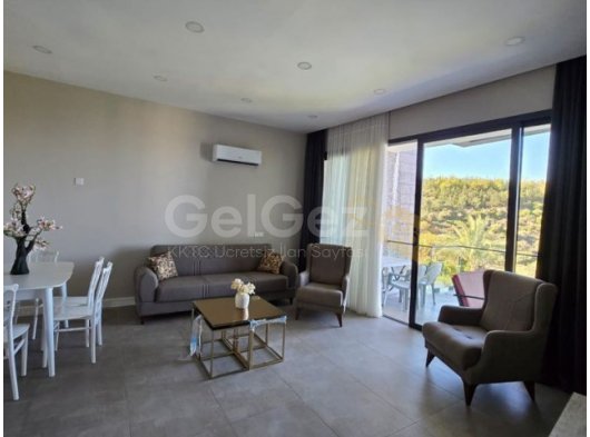 GİRNE BELLAPAİS CADDE ÜZERİ HAVUZLU DUBLEKS 4+1 KİRALIK DAİRE