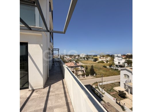 GAZİMAĞUSA YENİ BOĞAZİÇİ BÖLGESİ 2+1 SIFIR DAİRE DENİZ MANZARALIK 150m2 GENİŞ TERASLI SATILIK - 5338641212