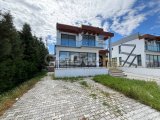 Girne Alsancak'ta Plajlara Yakın Konum'da Deniz Tarafı Satılık Fevkalede 3+1 Villa
