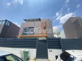 Lefkoşa Ortaköy'de Geniş Teraslı Bahçeli Eşyalı Satılık 3+1 Villa