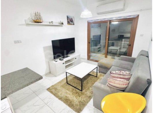GİRNE KARAOĞLANOĞLU ANA CADDE ÜZERİ FULL EŞYALI KİRALIK 1+1 DAİRE
