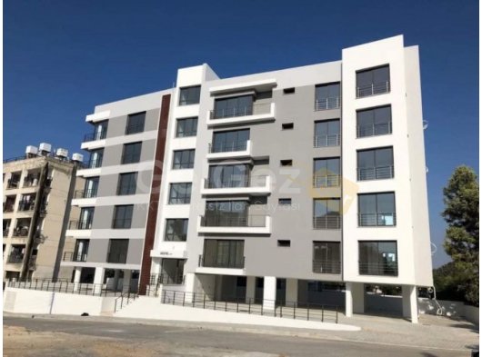 GİRNE LORDS PALACE BÖLGESİ YENİ FULL EŞYALI FIRSAT FİYATA KİRALIK 1+1 DAİRE