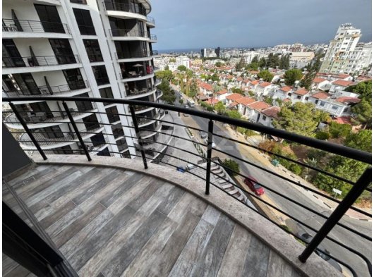 Girne Merkez'de Deniz Manzaralı Rezidence'da Kiralık Eşyalı Muhteşem 1+1 Daire