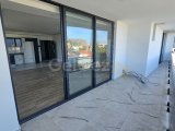 GİRNE MERKEZDE 2+1 ACİL SATILIK İ KAPALI OTOPARKLI DAİRE