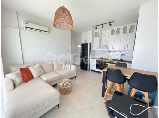 Girne Amerikan Üniversitesi'ne Yakın Satılık Eşyalı Deniz Manzaralı 1+1