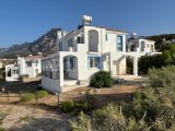Bu Fiyata Böyle Villa Yok..! Girne Karşıyaka'da Deniz Manzaralı Teraslı Satılık 3+1 ve 4+1 Villalar