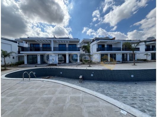 Türk Koçanlı..! Girne Merkez'de Özel Projede Garden&Penthouse Satılık 2+1 Son Kalan Daireler
