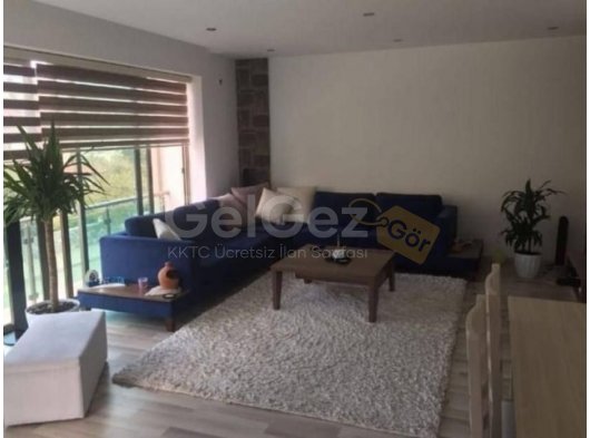 Girne Merkez'de Nusmar Market Çevresi Satılık Eşyalı 2+1