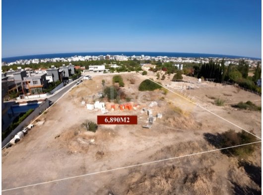 GİRNE CİKLOS’TA TÜRK KOÇANLI İMARLI DENİZ MANZARALI SATILIK ARSA