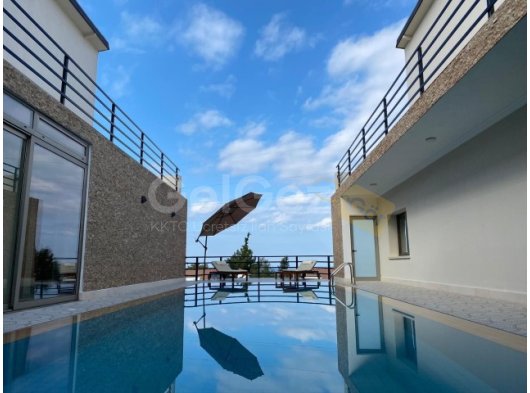Girne Alsancak'ta Lüks 4+2 Villa - Günlük Kiralık Fırsatı!