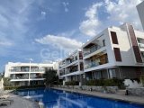 Girne-Alsancak Ortak Havuzlu Sitede Geniş Çatı Teraslı/Dağ Manzaralı 2+1 Kiralık Daire